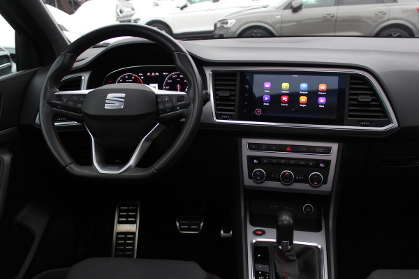Seat Ateca 1.5 TSI Xperience Business Intense / Trekhaak / Panoramadak / Camera / Virtual Cockpit / CarPlay / 18'' / Keyless / Rijstrooksensor / Navigatie / LED / DAB / Stuur+Stoelverwarming / ACC