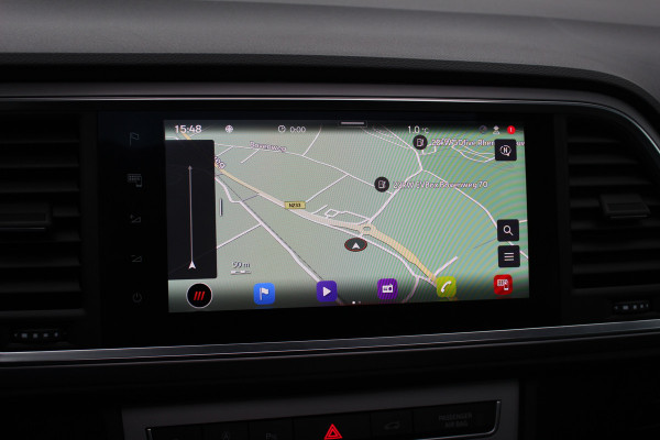 Seat Ateca 1.5 TSI Xperience Business Intense / Trekhaak / Panoramadak / Camera / Virtual Cockpit / CarPlay / 18'' / Keyless / Rijstrooksensor / Navigatie / LED / DAB / Stuur+Stoelverwarming / ACC