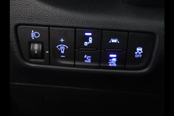 Hyundai Kona EV Fashion 64 kWh | 3-Fase | SOH 100% | Head-Up | Adaptive cruise | Carplay | Warmtepomp | Camera | Krell Audio | Navigatie | Parkeerhulp