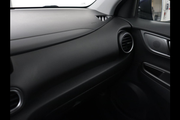 Hyundai Kona EV Fashion 64 kWh | 3-Fase | SOH 100% | Head-Up | Adaptive cruise | Carplay | Warmtepomp | Camera | Krell Audio | Navigatie | Parkeerhulp