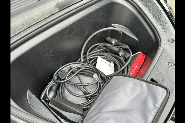 Tesla Model Y Long Range AWD 75 kWh SOH 95% | AUTOPILOT|  VOLLEDIGE TESLA GARANTIE T/M 08/2026 OF 80.000KM| DE HOOGVOLTACCU EN AANDRIJFLIJN TOT 2030 of 192.000KM | 20 INCH!|