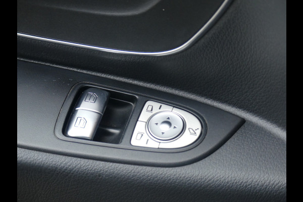 Mercedes-Benz Vito 116 CDI Extra Lang Dubbel Cabine Dubbele Schuifdeuren LED/Trekhaak