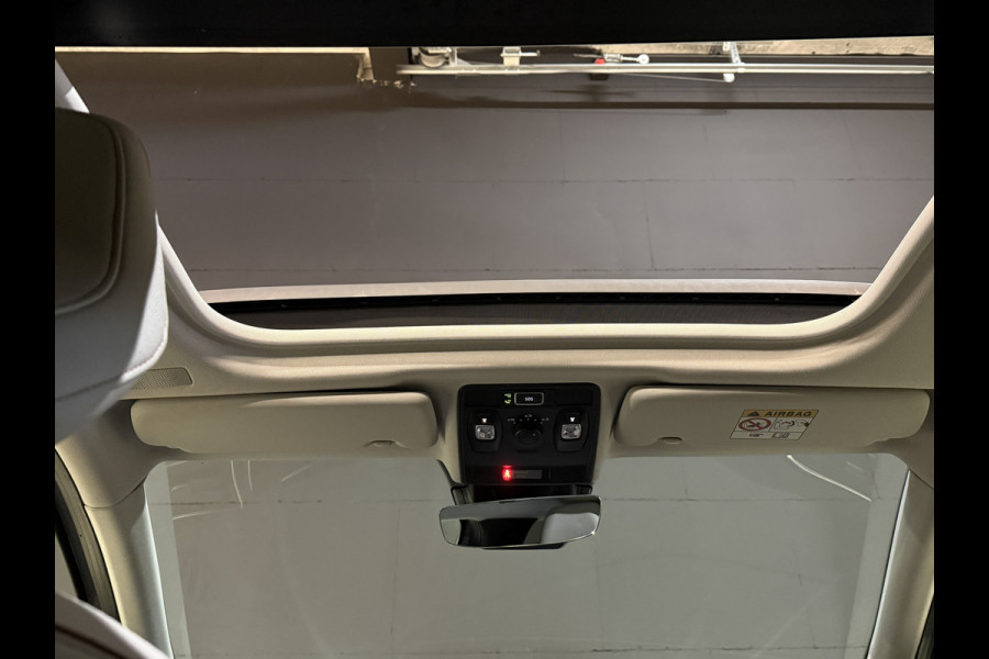 Renault Captur 1.6 E-Tech Plug-in Hybrid 160 Initiale Paris | 360 Camera | Panoramadak