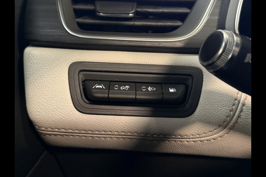 Renault Captur 1.6 E-Tech Plug-in Hybrid 160 Initiale Paris | 360 Camera | Panoramadak