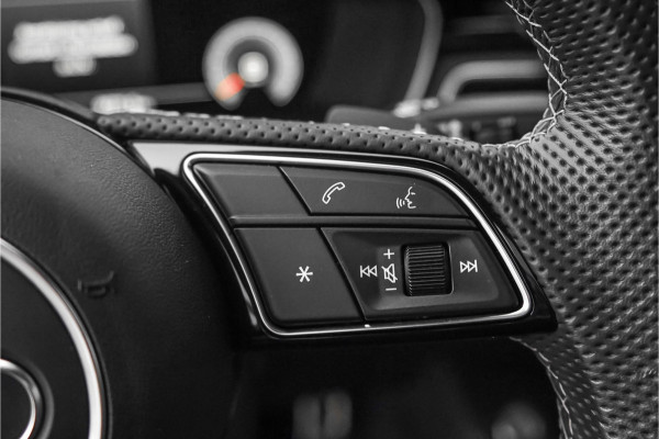 Audi A5 Sportback 35 TFSI S Edition Competition Pano Matrix Zwart Optiek 19"