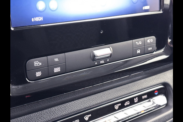 Mercedes-Benz Vito 119 CDI Pro L3 19" inch AMG Sidebars Dubbele Schuifdeur Multibeam LED Trekhaak Achteruitrijcamera Betimmering