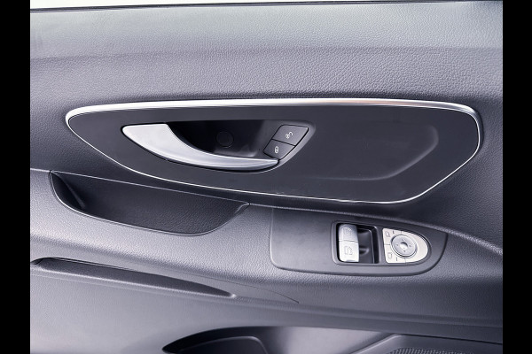 Mercedes-Benz Vito 119 CDI Pro L3 19" inch AMG Sidebars Dubbele Schuifdeur Multibeam LED Trekhaak Achteruitrijcamera Betimmering