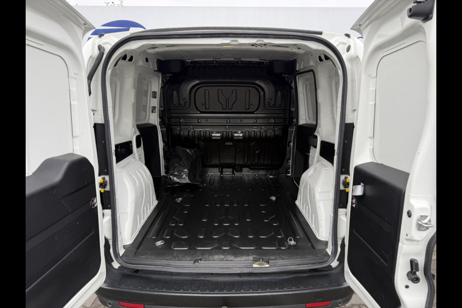 Fiat Doblò Cargo 1.3 MJ L1H1 | Trekhaak | Airco | Cruise | Camera | DAB+