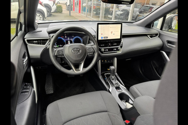 Toyota Corolla Cross 1.8 Hybrid Style | December 2024, Elektrische achterklep, 18 inch, Dodehoekherkenning, Parkeersensoren, Stuurverwarming