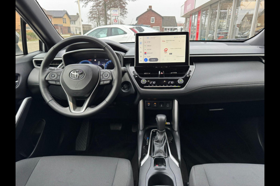 Toyota Corolla Cross 1.8 Hybrid Style | December 2024, Elektrische achterklep, 18 inch, Dodehoekherkenning, Parkeersensoren, Stuurverwarming