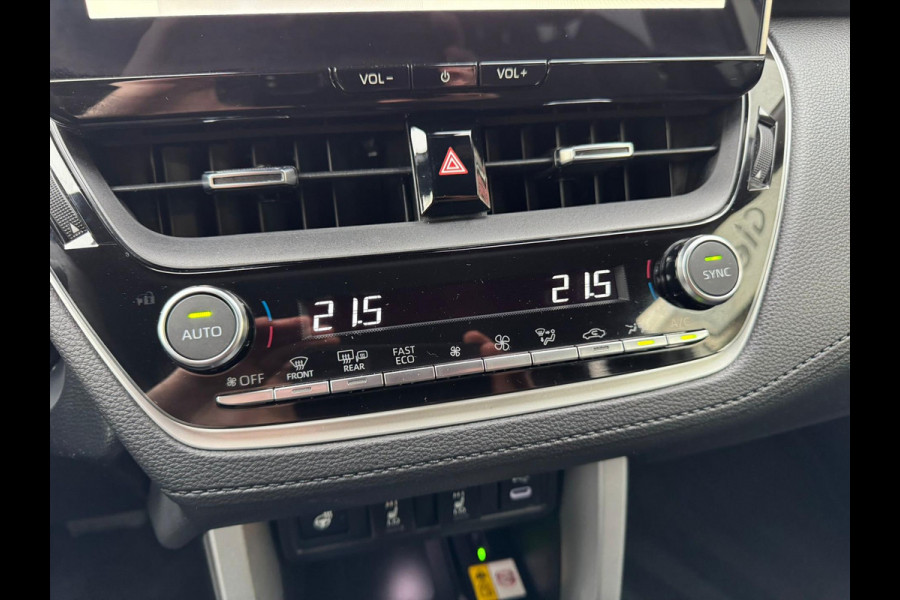 Toyota Corolla Cross 1.8 Hybrid Style | December 2024, Elektrische achterklep, 18 inch, Dodehoekherkenning, Parkeersensoren, Stuurverwarming