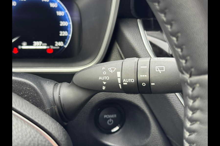 Toyota Corolla Cross 1.8 Hybrid Style | December 2024, Elektrische achterklep, 18 inch, Dodehoekherkenning, Parkeersensoren, Stuurverwarming