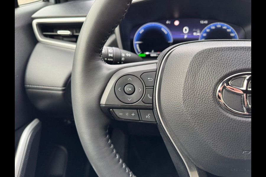 Toyota Corolla Cross 1.8 Hybrid Style | December 2024, Elektrische achterklep, 18 inch, Dodehoekherkenning, Parkeersensoren, Stuurverwarming