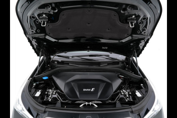 BMW iX1 xDrive30 Launch Edition 67 kWh [ 3-Fase-11kW ] {SOH-100%} (INCL-BTW) Aut. *FULL-LED | DIGI-COCKPIT | DAB+ | NAVI-FULLMAP | PRIVACYGLASS | COMFORTSEATS | ECC | PDC | CRUISE | 18''ALU*