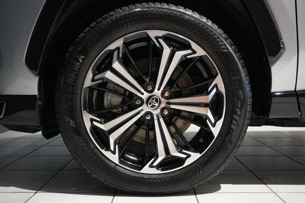 Toyota RAV4 2.5 Plug-in Hybrid AWD Bi-Tone Plus + DODEHOEK / JBL / 360 CAMERA