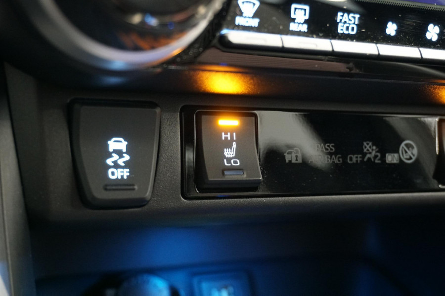 Toyota RAV4 2.5 Plug-in Hybrid AWD Bi-Tone Plus + DODEHOEK / JBL / 360 CAMERA