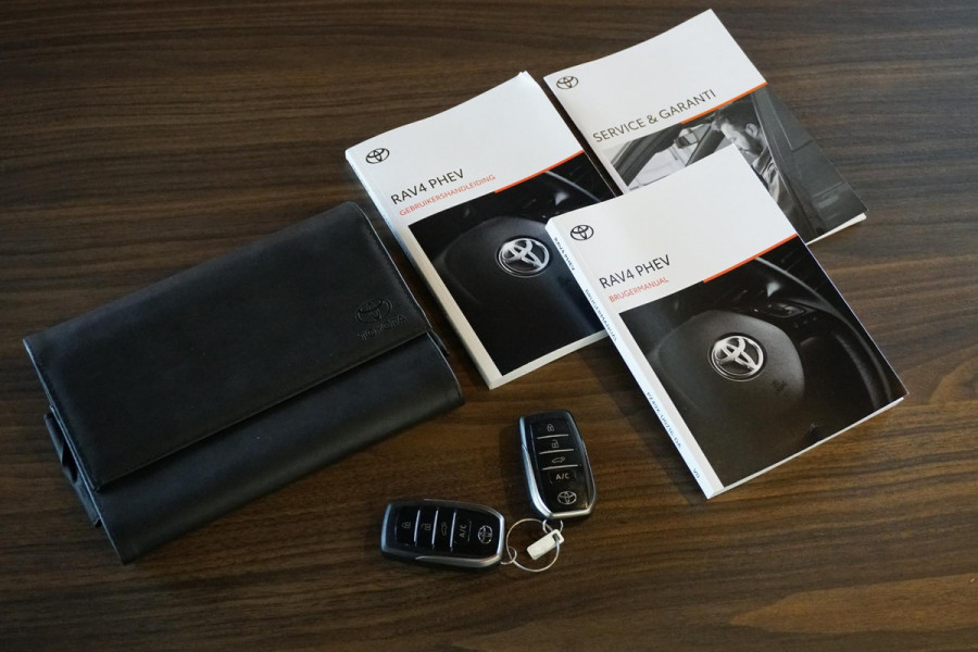 Toyota RAV4 2.5 Plug-in Hybrid AWD Bi-Tone Plus + DODEHOEK / JBL / 360 CAMERA