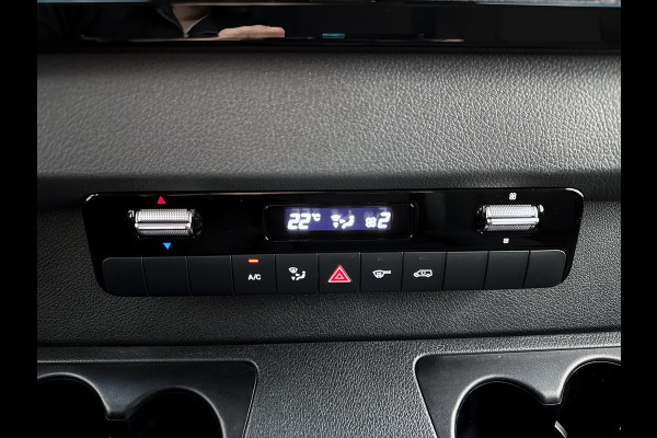 Mercedes-Benz Sprinter 319 1.9 Pro L2H1 3500kg trekhaak Distronic Navigatie Led Stoelverwarming Comfortstoel Betimmering