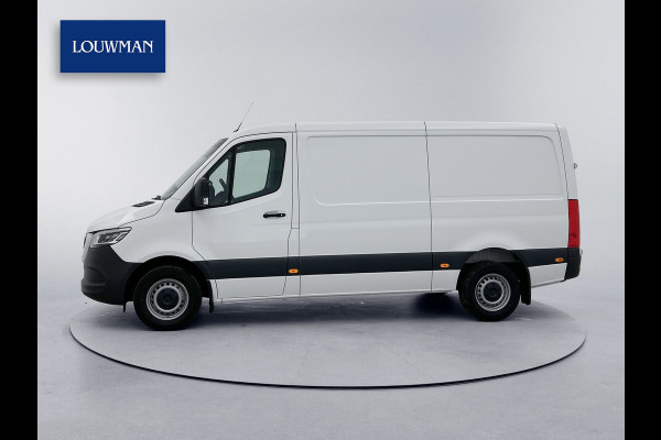Mercedes-Benz Sprinter 319 1.9 Pro L2H1 3500kg trekhaak Distronic Navigatie Led Stoelverwarming Comfortstoel Betimmering