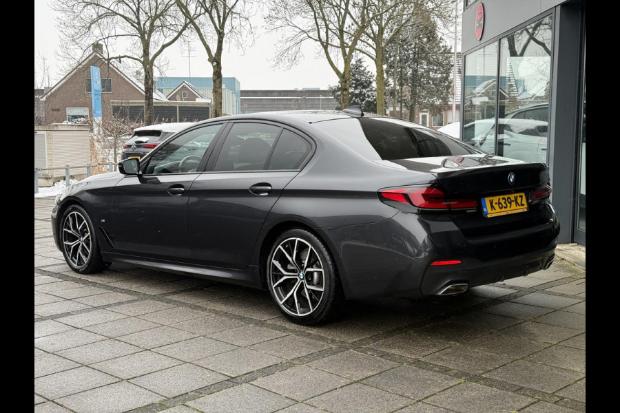 BMW 5 Serie 520i High Executive Edition | Navi | Camera | Carplay |