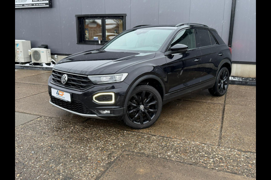 Volkswagen T-Roc 1.5 TSI Sport Business R BLACK EDITION