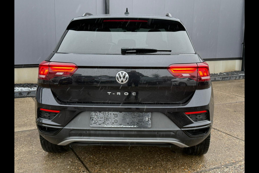 Volkswagen T-Roc 1.5 TSI Sport Business R BLACK EDITION