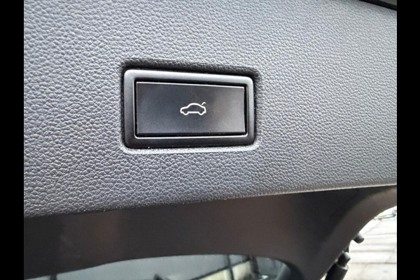 Volkswagen T-Roc 1.5 TSI Sport Business R BLACK EDITION