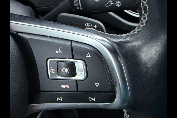 Volkswagen T-Roc 1.5 TSI Sport Business R BLACK EDITION