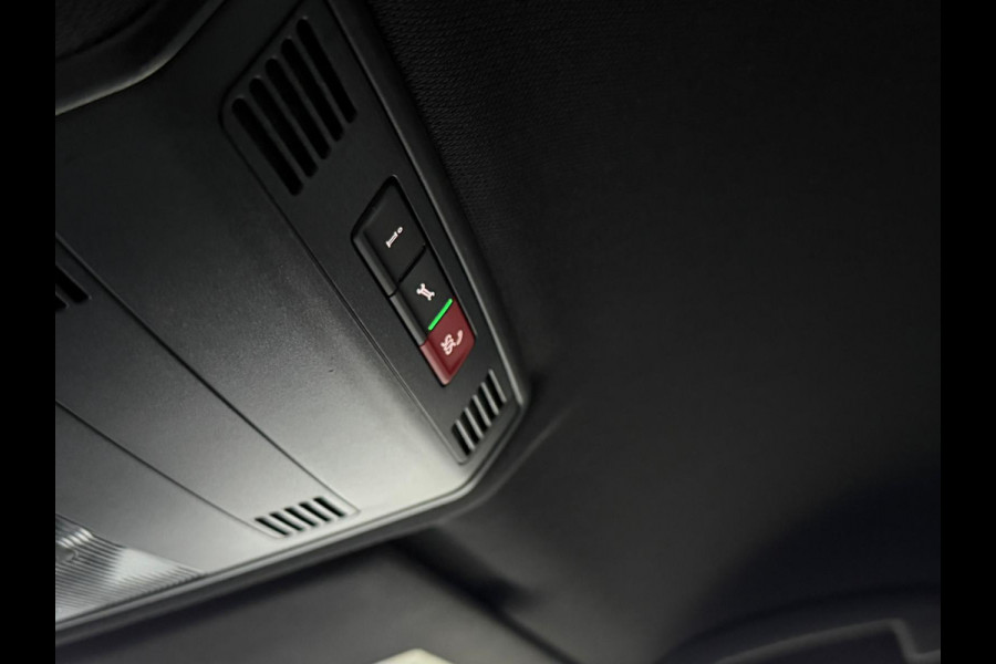 Volkswagen T-Roc 1.5 TSI Sport Business R BLACK EDITION