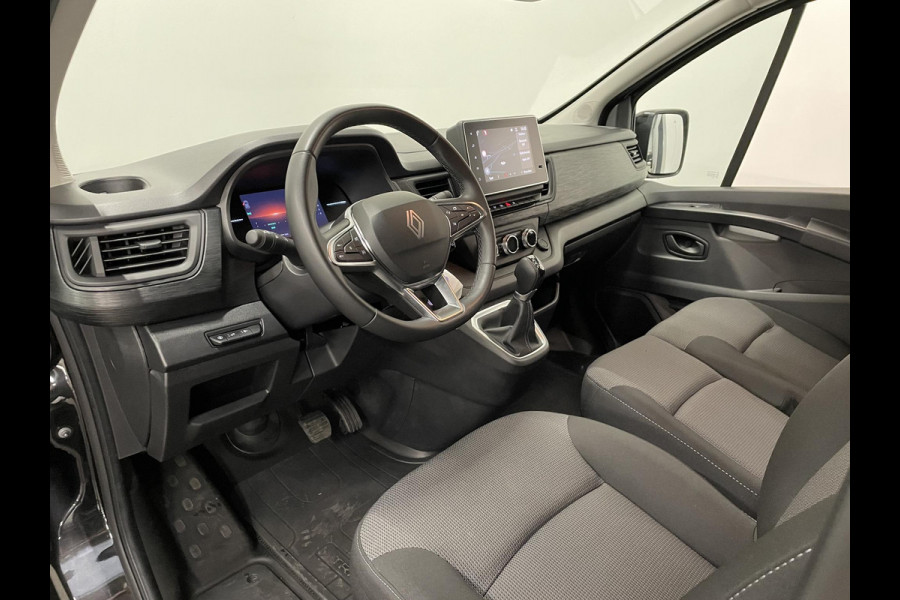 Renault Trafic 2.0 DCi 150pk T30 L2H1 Advance Navigatie Airco Lichtmetalen velgen Betimmering Trekhaak Camera Parkeer sensoren Dab