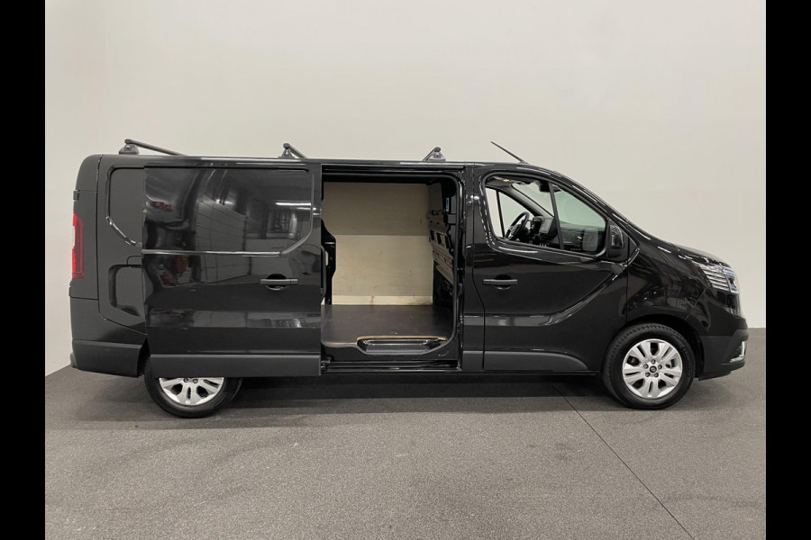 Renault Trafic 2.0 DCi 150pk T30 L2H1 Advance Navigatie Airco Lichtmetalen velgen Betimmering Trekhaak Camera Parkeer sensoren Dab
