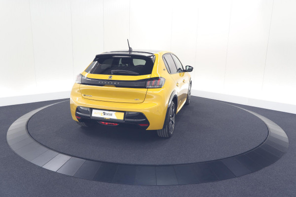 Peugeot e-208 EV GT Pack 50 kWh | Adaptieve Cruise Control | Camera | Alcantara Bekleding | Dodehoekdetectie