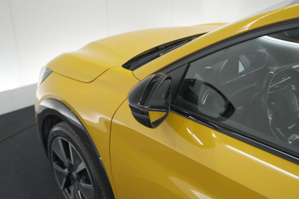 Peugeot e-208 EV GT Pack 50 kWh | Adaptieve Cruise Control | Camera | Alcantara Bekleding | Dodehoekdetectie