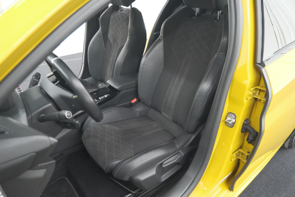 Peugeot e-208 EV GT Pack 50 kWh | Adaptieve Cruise Control | Camera | Alcantara Bekleding | Dodehoekdetectie
