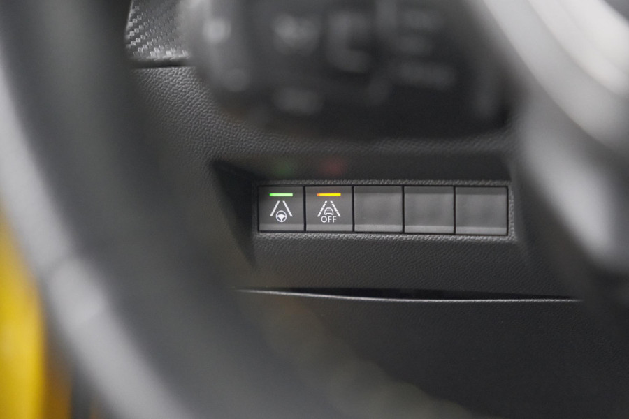 Peugeot e-208 EV GT Pack 50 kWh | Adaptieve Cruise Control | Camera | Alcantara Bekleding | Dodehoekdetectie
