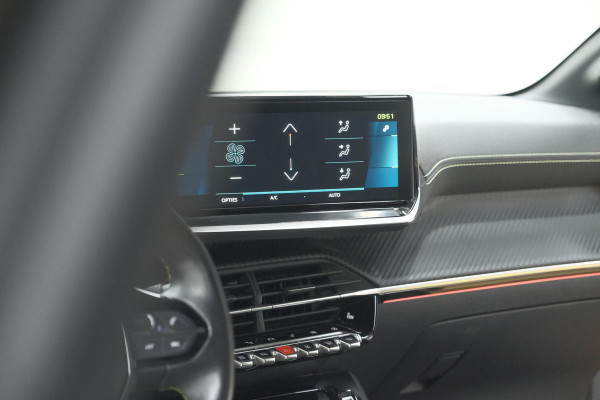 Peugeot e-208 EV GT Pack 50 kWh | Adaptieve Cruise Control | Camera | Alcantara Bekleding | Dodehoekdetectie