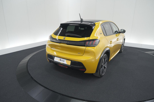Peugeot e-208 EV GT Pack 50 kWh | Adaptieve Cruise Control | Camera | Alcantara Bekleding | Dodehoekdetectie