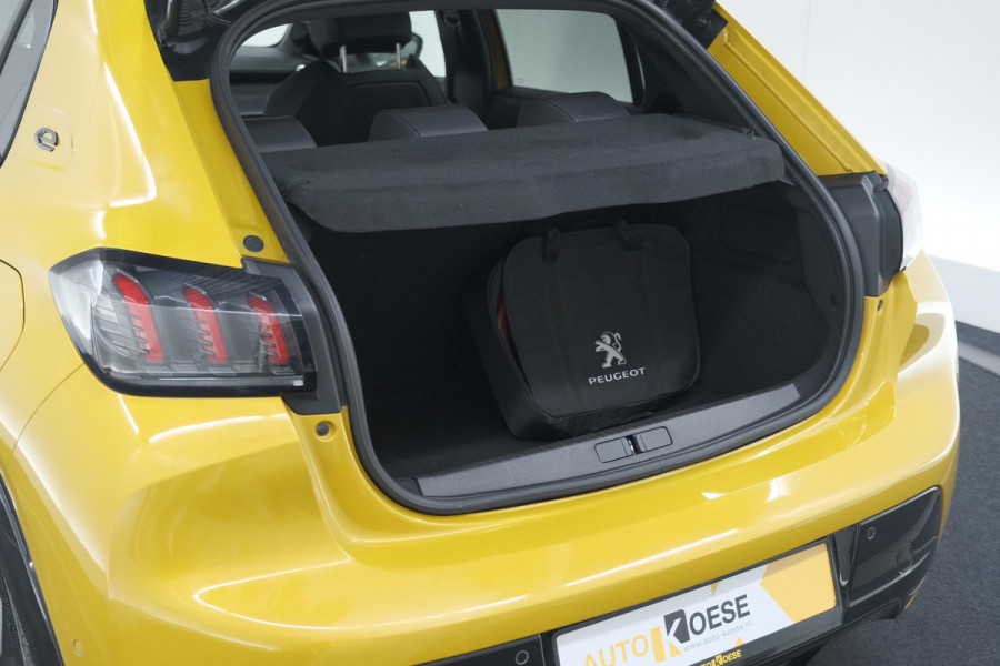 Peugeot e-208 EV GT Pack 50 kWh | Adaptieve Cruise Control | Camera | Alcantara Bekleding | Dodehoekdetectie