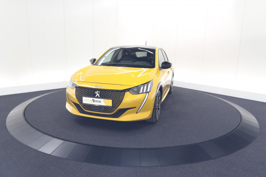 Peugeot e-208 EV GT Pack 50 kWh | Adaptieve Cruise Control | Camera | Alcantara Bekleding | Dodehoekdetectie