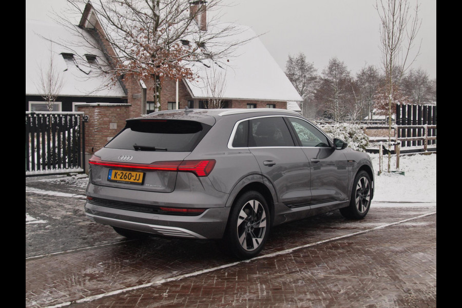 Audi e-tron 55 quattro Business edition 95 kWh | SOH 97% | Camera | Apple Carplay | Cruise Control |