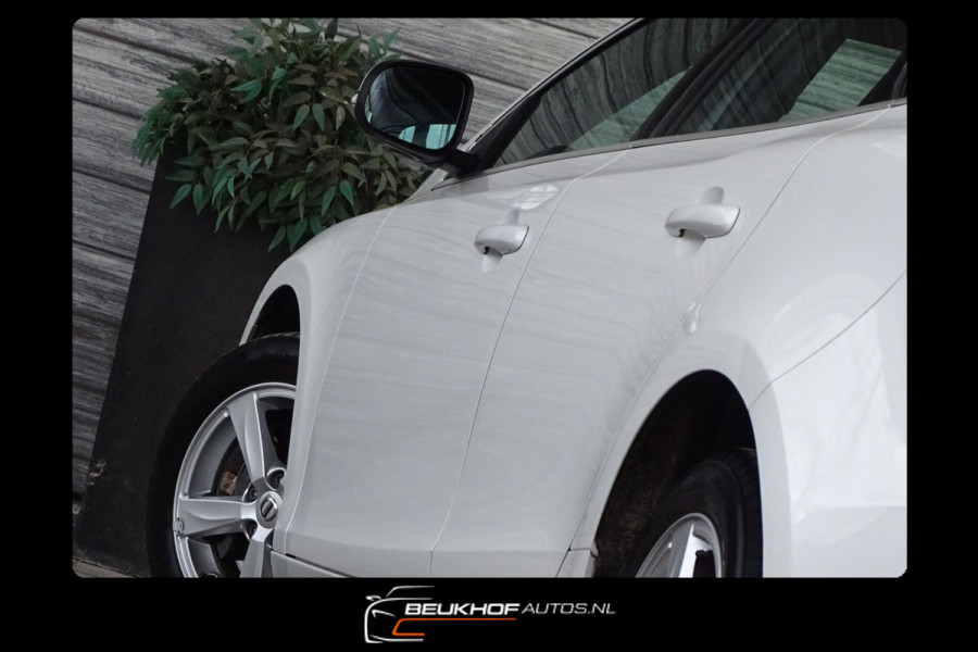 Volvo V40 2.0 D3 R-design Business Sport Leer Led Navi Pdc