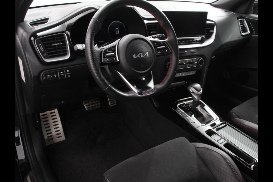 Kia ProCeed 1.6 T-GDi 204pk Automaat GT | Navigatie | Apple Carplay/Android Auto | Parkeersensoren | Camera | Adaptive Cruise Control | Stoel- en stuurverwarming | Elektrische achterklep | Keyless Entry/Start | Ledverlichting | Virtual Cockpit