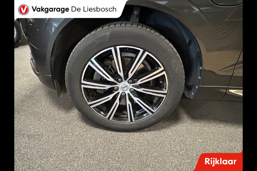 Volvo XC60 2.0 T8 Twin Engine AWD Momentum Pro Inscription /Panorama-dak / pilot assist / trekhaak / leder / Apple carplay