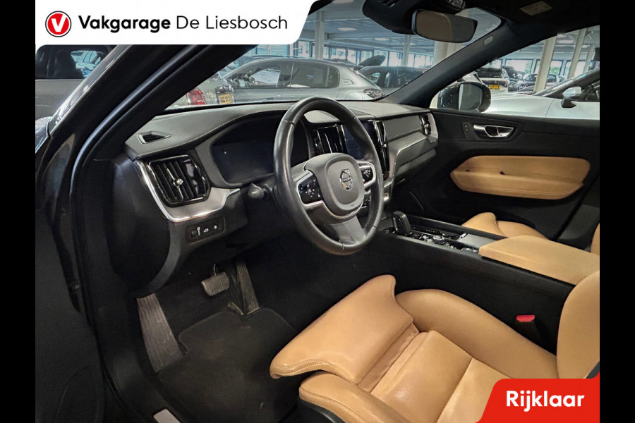 Volvo XC60 2.0 T8 Twin Engine AWD Momentum Pro Inscription /Panorama-dak / pilot assist / trekhaak / leder / Apple carplay