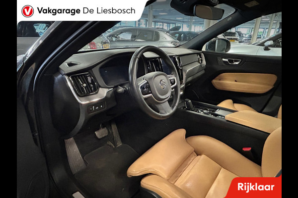 Volvo XC60 2.0 T8 Twin Engine AWD Momentum Pro Inscription /Panorama-dak / pilot assist / trekhaak / leder / Apple carplay