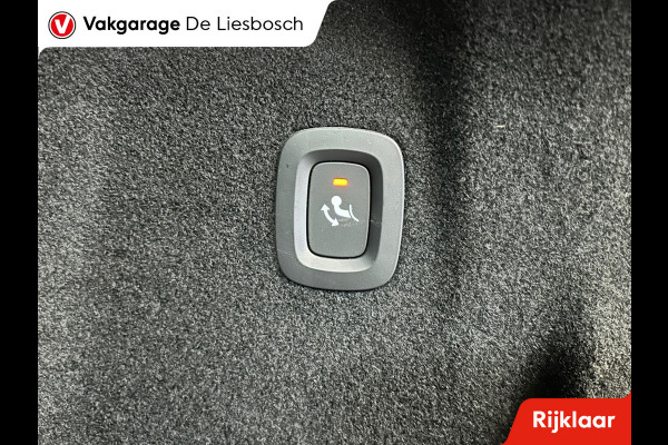 Volvo XC60 2.0 T8 Twin Engine AWD Momentum Pro Inscription /Panorama-dak / pilot assist / trekhaak / leder / Apple carplay