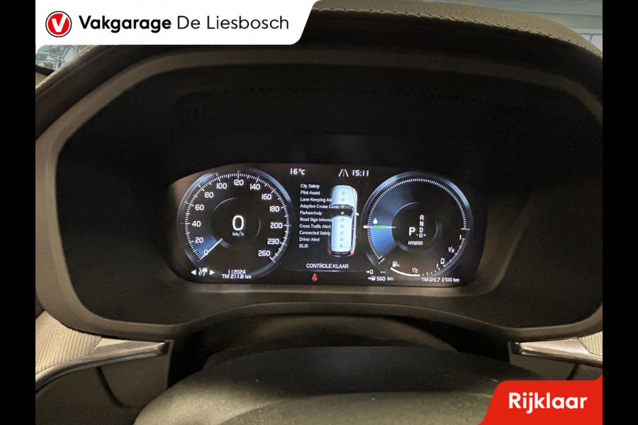 Volvo XC60 2.0 T8 Twin Engine AWD Momentum Pro Inscription /Panorama-dak / pilot assist / trekhaak / leder / Apple carplay