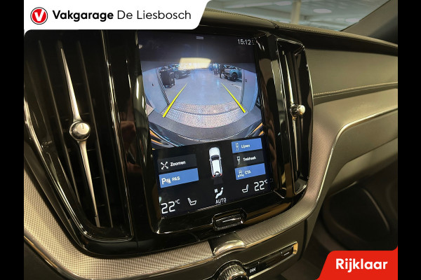 Volvo XC60 2.0 T8 Twin Engine AWD Momentum Pro Inscription /Panorama-dak / pilot assist / trekhaak / leder / Apple carplay