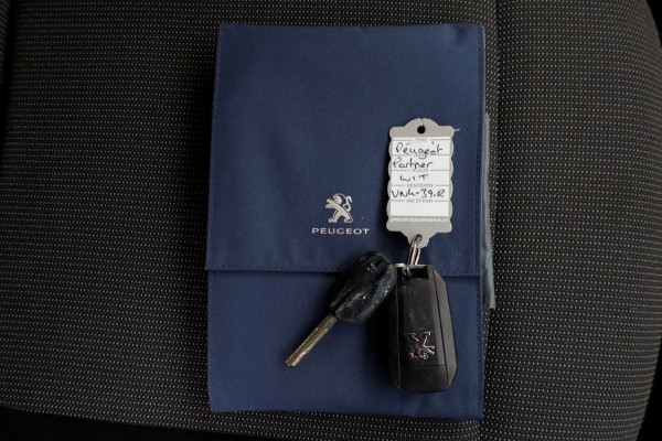 Peugeot Partner 1.5 BlueHDI 102pk Premium Airco/CarPlay/Camera 01-2022