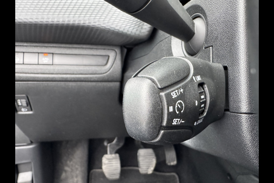 Peugeot 208 1.2 PureTech Tech Edition | Camera | Parkeersensoren V&A | Apple Carplay/ Android Auto | Prijs Rijklaar!!